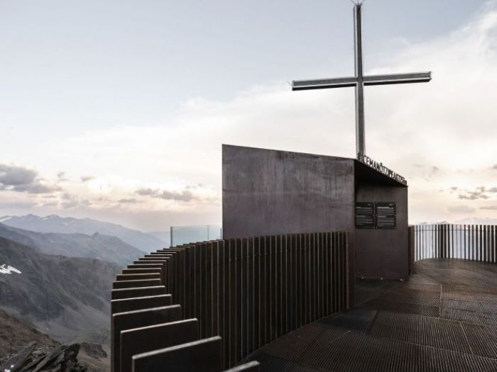 Archisio - Noa Network Of Architecture - Progetto tzi peak 3251m magia ad alta quota