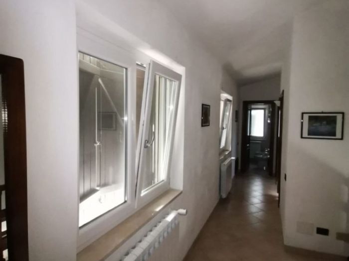 Archisio - De Luca Serramenti Di Andrea De Luca - Progetto Infissi parapetto in vetro acciaio inox