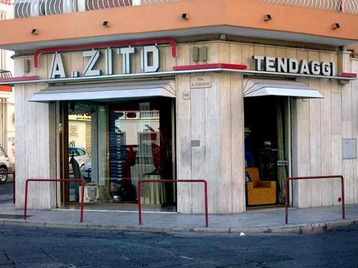 Archisio - Tappezzeria E Tendaggi Azito - Progetto Tappezzerie e tendaggi azito dal 1952