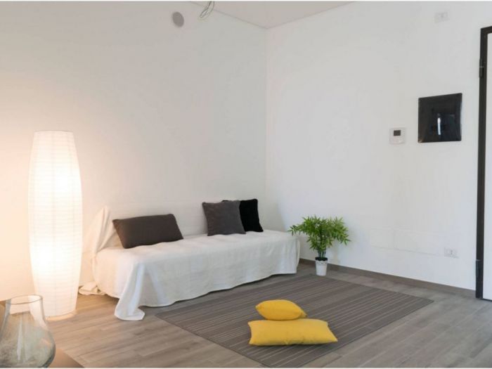 Archisio - Stefania Chiarenza E Barbara Alongi - Progetto Blackwhite