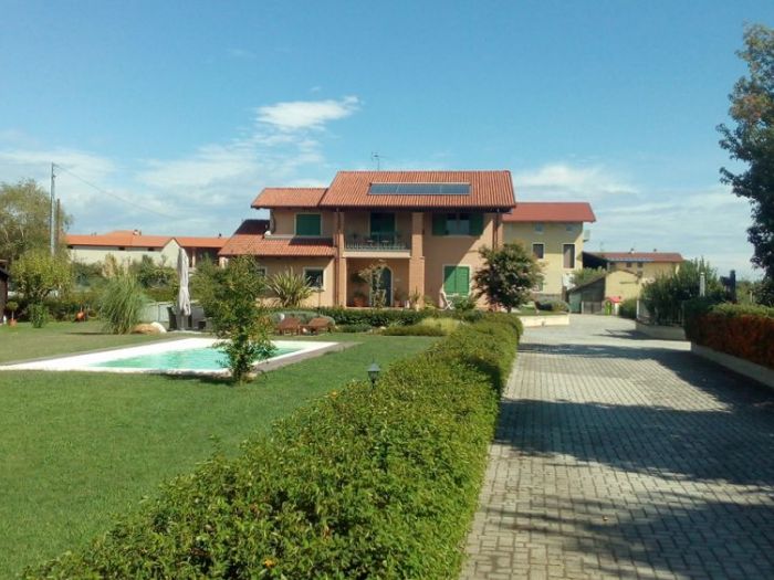 Archisio - Paolo Ceridono - Progetto Dalla tettoia alla villa con piscina