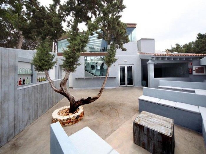 Archisio - Roberto Bardelli - Progetto Bar ristorante e discoteche