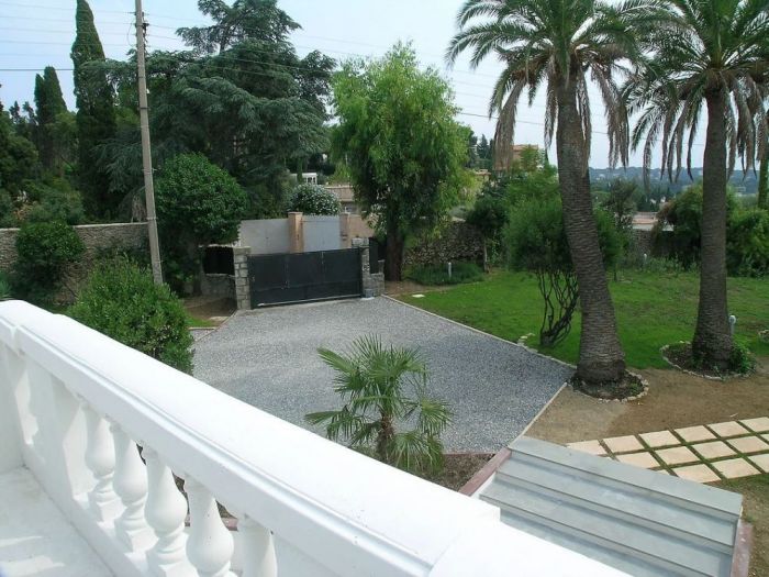 Archisio - Alberto Albeggiani - Progetto Cap dantibes - costa azzurra