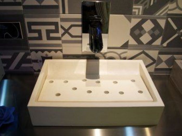 Archisio - Pavimenti Fogazza - Progetto Bagni moderni