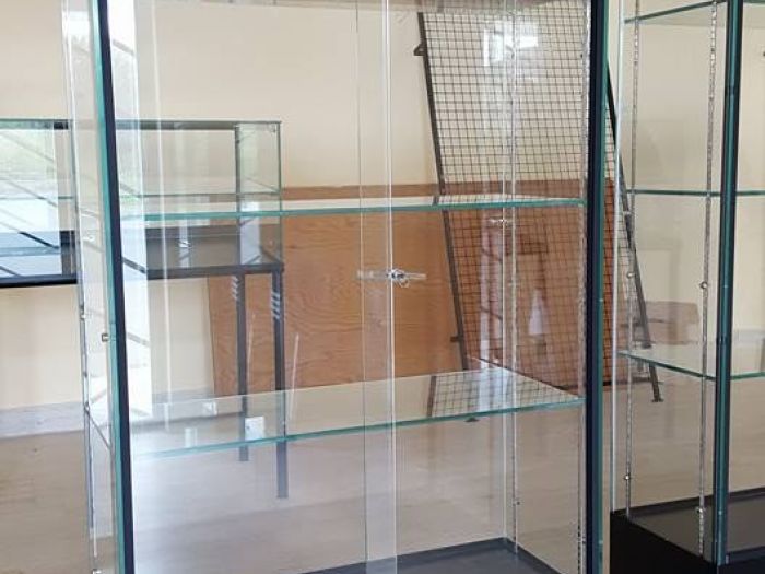 Archisio - Tortoglass - Progetto Vetrine sportelli cucine vetrate