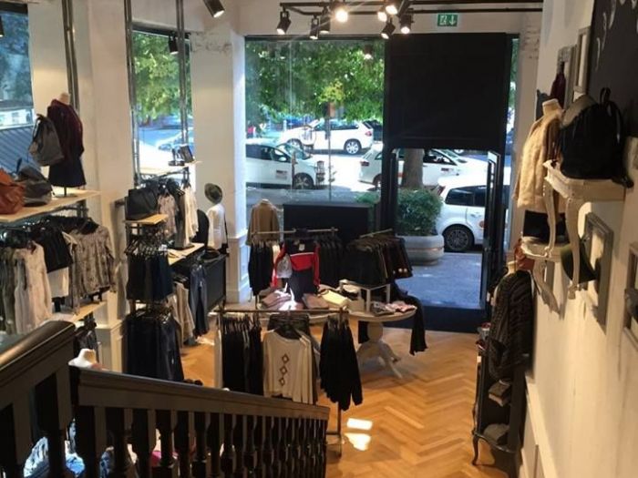 Archisio - Sabbiacemento srl - Progetto Interior design di un negozio