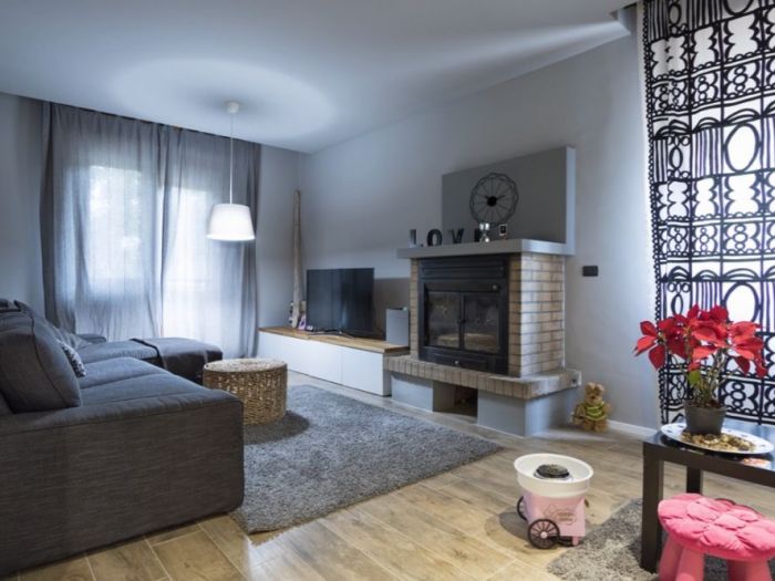 Archisio - Studio Ferretti - Progetto Ristrutturazione appartamento in bifamiliareAppartamento completamente rinnovato a partire da una nuova distribuzione pi funzionale alle esigenze della committenza Il focus stato ottimizzare le risorse partendo dallobiettivo di realizzare unampia