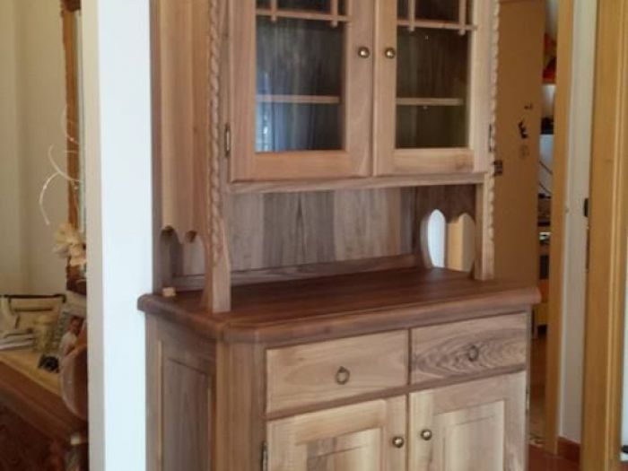 Archisio - Falegnameria Stablum Andrea - Progetto Credenza in noce nazionale