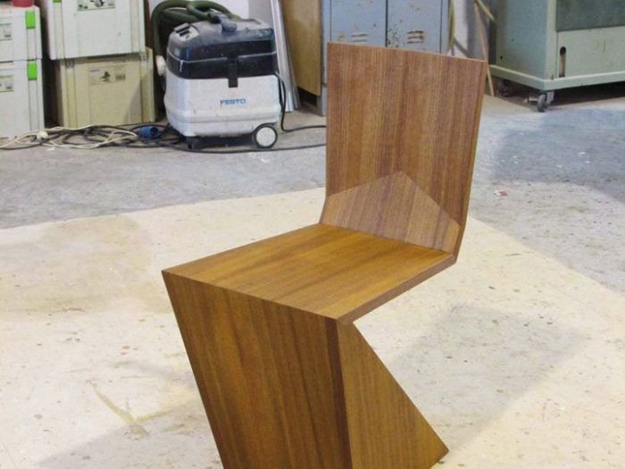 Archisio - Onda Arredamenti - Progetto Tavolini sedie mensole armadi arredo casa e rivestimento in legno per yacht