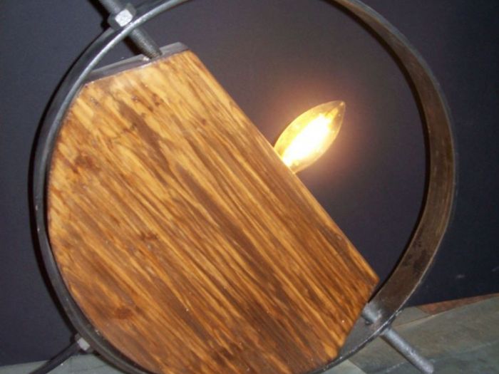 Archisio - Compagnia Degli Scarti - Progetto Lampada da tavolo