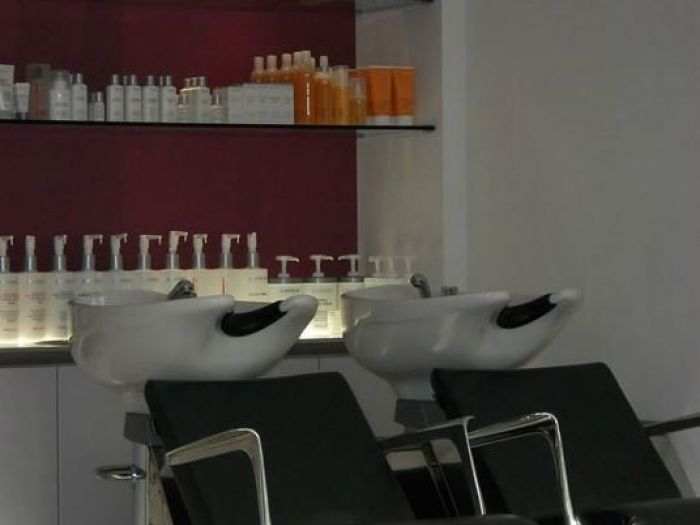 Archisio - Stefania Borgognoni - Progetto Parrucchiera donna