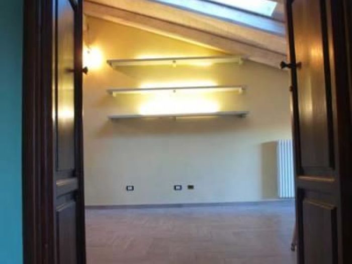 Archisio - Sos Architettura - Progetto Riqualificazione edificio a 3 piani fuori terra in centro storico