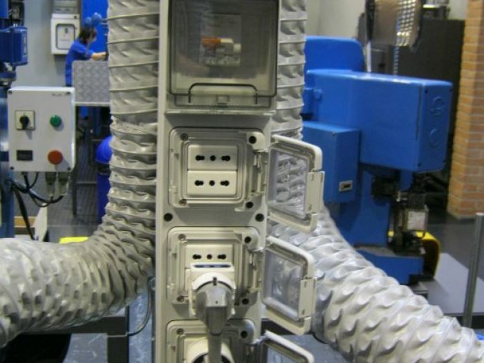 Archisio - Modernaluce Impianti Elettrici - Progetto 2012 monza officina meccanica