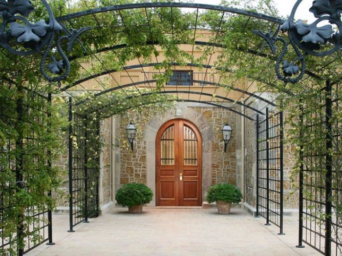 Archisio - Italia Design Di Casula Antonio - Progetto Portoni blindati per la sicurezza della tua casa con la garanzia del prestigioso marchio vighi leader nel settore degli infissi blindati