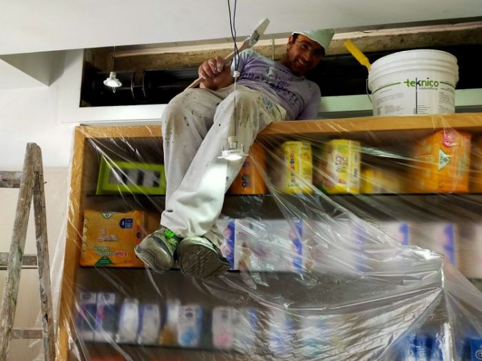 Archisio - Michele Gallo - Progetto Illuminazione e pitturazione farmacia