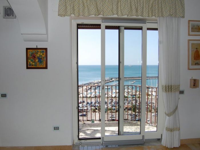 Archisio - Greco Michele Infissi - Progetto Infissi in legno alluminio