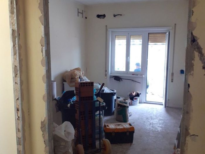 Archisio - Mani Srl Ristrutturazini - Progetto Ristrutturazione completa di un appartamento sito in roma zona aurelio con tanto gioco di colori