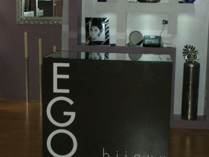 Archisio - Raffaele Cima - Progetto Realizzazione negozio di bigiotteria e watchshop