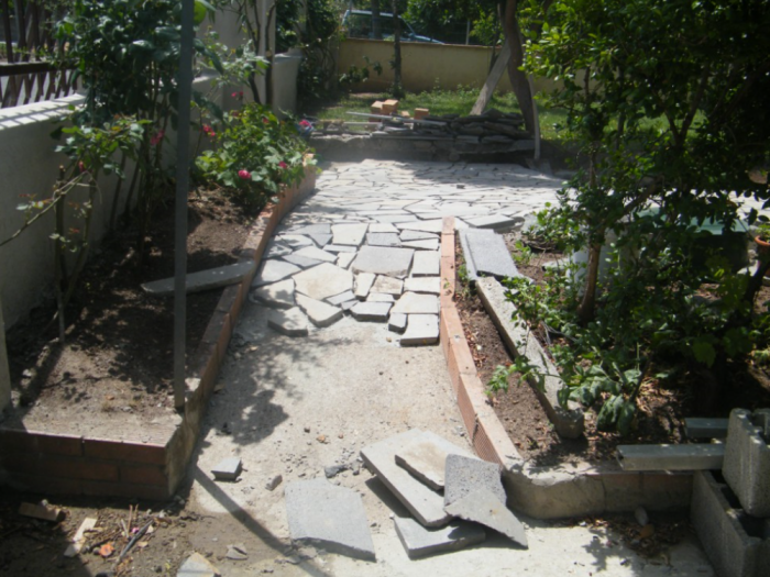 Archisio - Sacrabittura - Progetto Ristrutturazione con rifacimento di pavimento in basalto