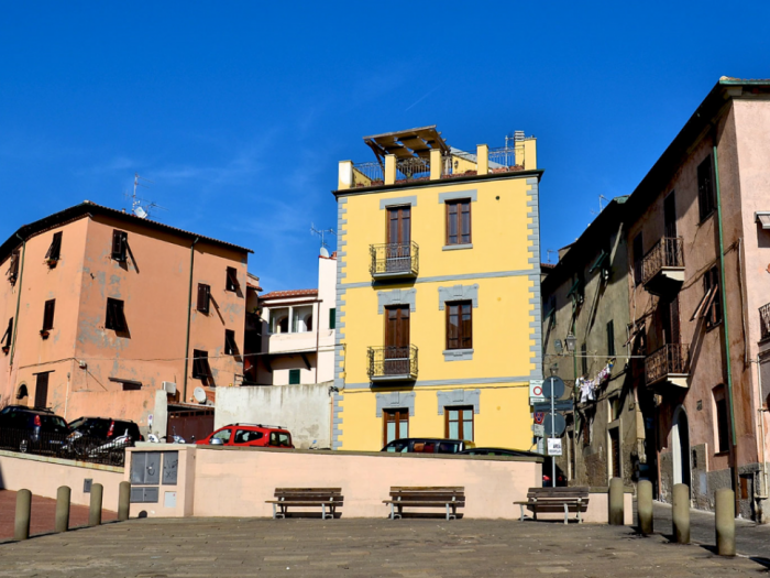 Archisio - Torzoni Costruzioni - Progetto PiombinoRistrutturazione pallazzina