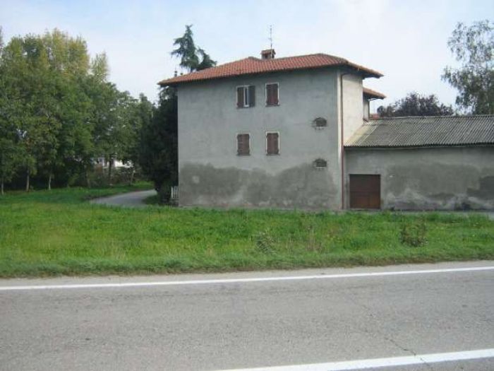 Archisio - Posa Piu Di Piazza Eugenio - Progetto Risanare umdit e muffa