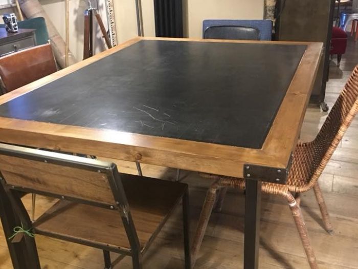 Archisio - Scenography - Progetto Tavoli e tavolini