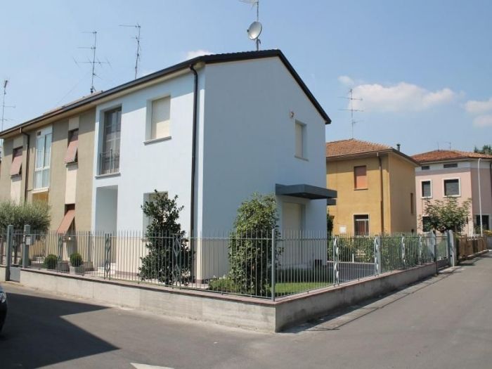 Archisio - Studio Massardi E Zubani - Progetto ResidenzialeRistrutturazione edificio residenziale