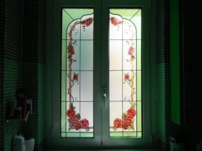 Archisio - Caleidos Creazioni Darte Snc - Progetto Vetrate per finestre