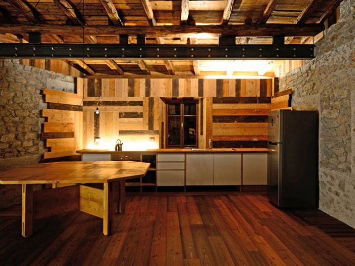 Archisio - Arco Associati Studio Di Architettura E Ingegneria srl - Progetto Legno e pietra recupero e ricostruzione di un antico chalet a gressoney