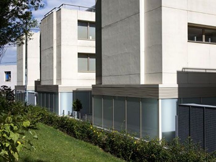 Archisio - Claudio Correale - Progetto Ceinge Centro di biotecnologia