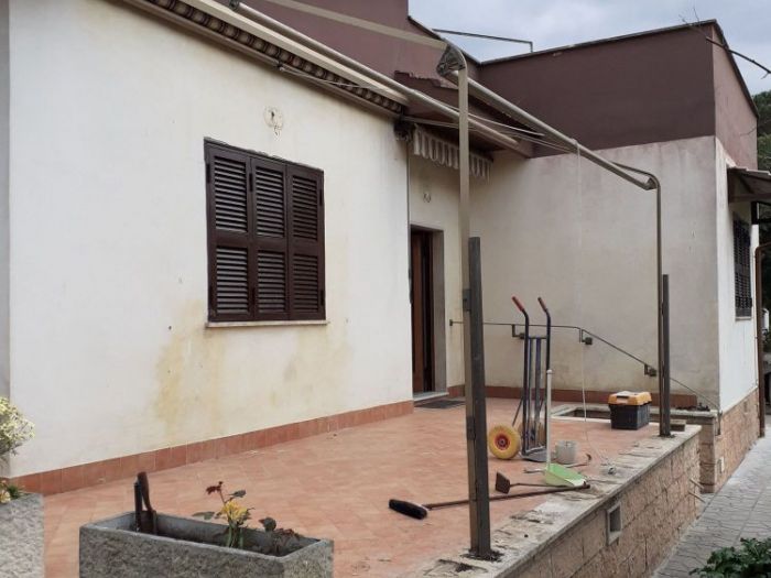 Archisio - Mani Srl Ristrutturazini - Progetto Restyling esterno di un villino unifamiliare sito in roma zona acilia