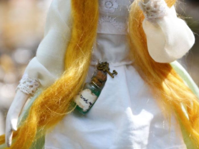 Archisio - Pupillae Art Dolls - Progetto Paper clay dolls alice nel paese delle meraviglie