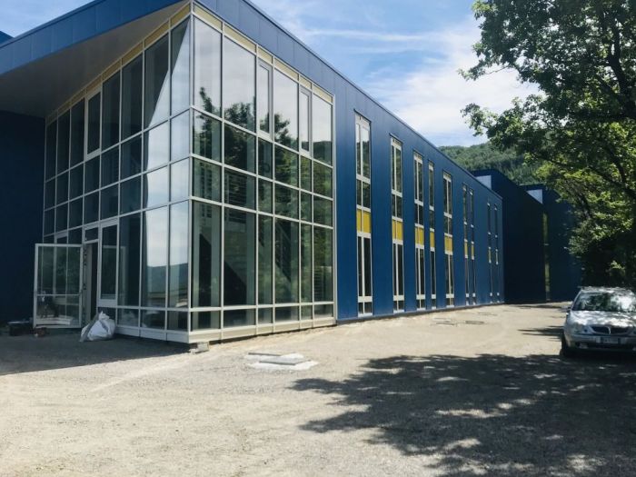 Archisio - Studio Lenzi Associati - Progetto Una fabbrica in montagna