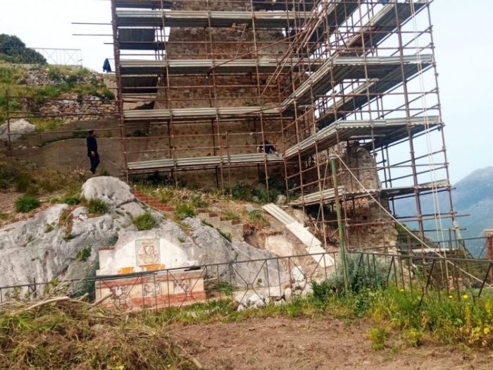 Archisio - Fontana Giovanni Ponteggi - Progetto Montaggio ponteggio tubi e giunti