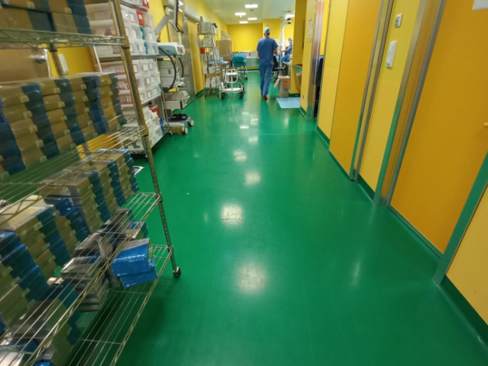 Archisio - Prima Pavimenti Speciali srl - Progetto Ospedale san raffaele - pavimenti in resina