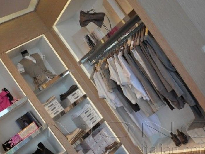 Archisio - Mondi Design - Progetto La griffe ausoni - montreaux