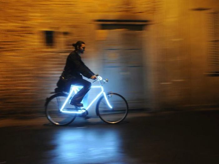 Archisio - Antonio Piccirilli - Progetto Bike led