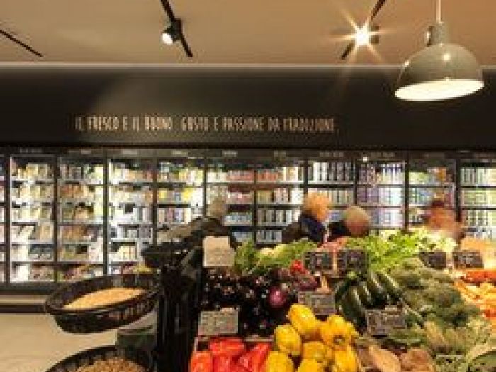 Archisio - Studio Tondo - Progetto Crai piazza yenne