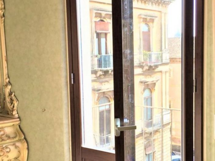 Archisio - Francesco Papillo Serramenti - Progetto Infissi a taglio termico per ville e palazzi antichi