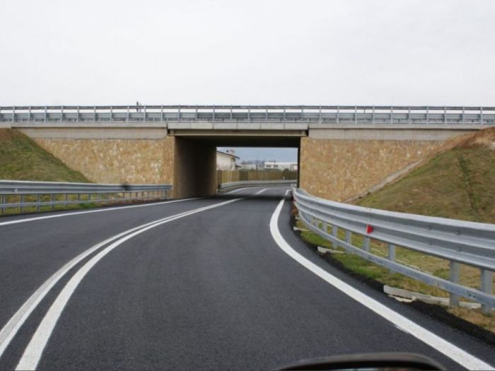Archisio - Ares Costruzioni Generali srl - Progetto Costruzioni generali sulle strade italiane