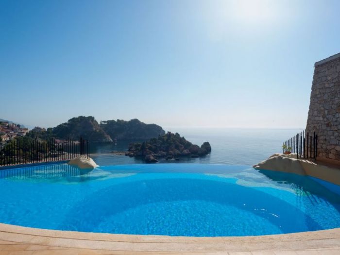 Archisio - Fabrizio Pezzoli - Progetto Casa miss trevelyan servizio fotografico per booking