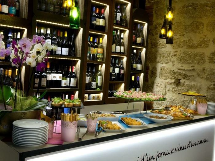 Archisio - Lay-out Design Point Di Santi Danna - Progetto o wine bar