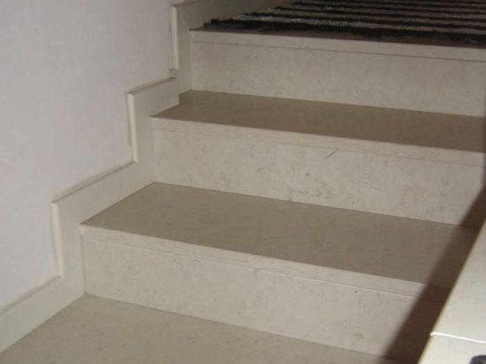 Archisio - Sofim Srl Soluzioni E Finiture Immobiliari - Progetto Arredi e complementi su misura scale in legno