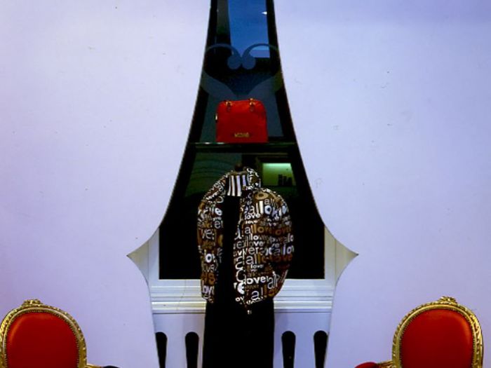 Archisio - Studio Costa Progettazioni - Progetto Moschino roma