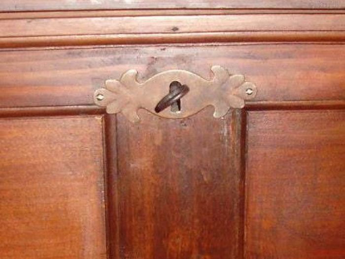 Archisio - Falegnameria Restauro Alaimo - Progetto Restauro mobili armadi realizzati su misura