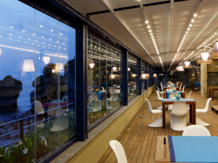 Archisio - Dama Parquet Porte Infissi - Progetto Pergole bioclimatiche e tende solari