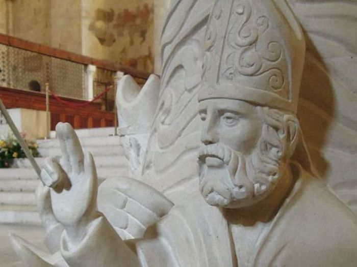 Archisio - Progetto Arte Poli srl - Progetto Paschal candleholder