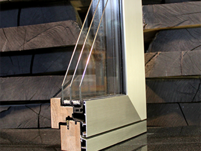 Archisio - Domus Legno - Progetto Produzione infissi certificati in legno alluminio