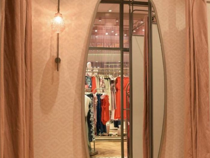 Archisio - Womarchitettura - Progetto Nuovo concept store e negozi rinascimentoTeddy spa