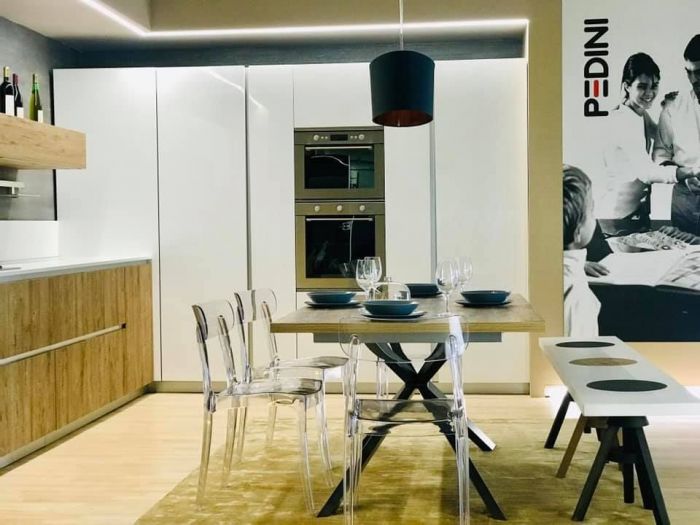 Archisio - Loft Arredamenti - Progetto Arredamenti cucine e soggiorni